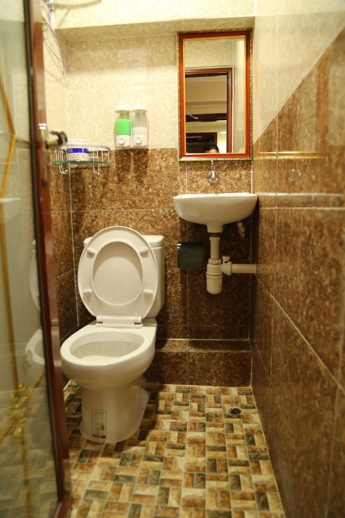 Everest Inn Guest House Hong Kong Ngoại thất bức ảnh